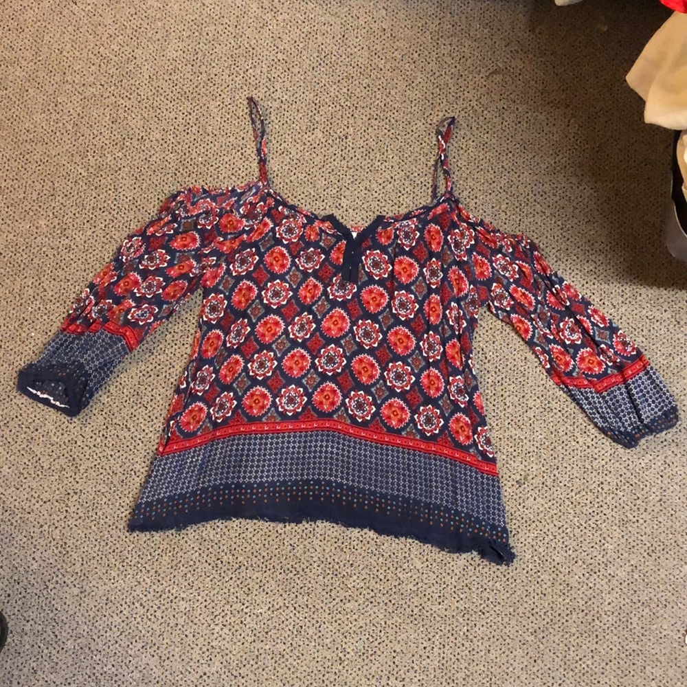 super cute floral flowy top